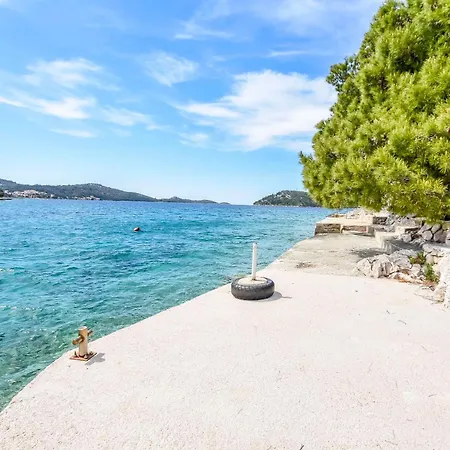 Seafront Apartman Ražanj