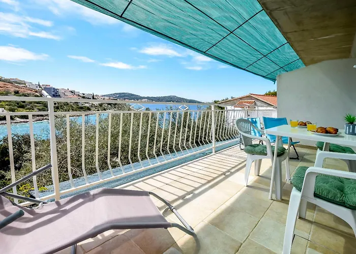 Seafront דירה Ražanj